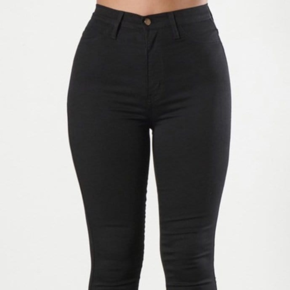 Simple Black Jeans